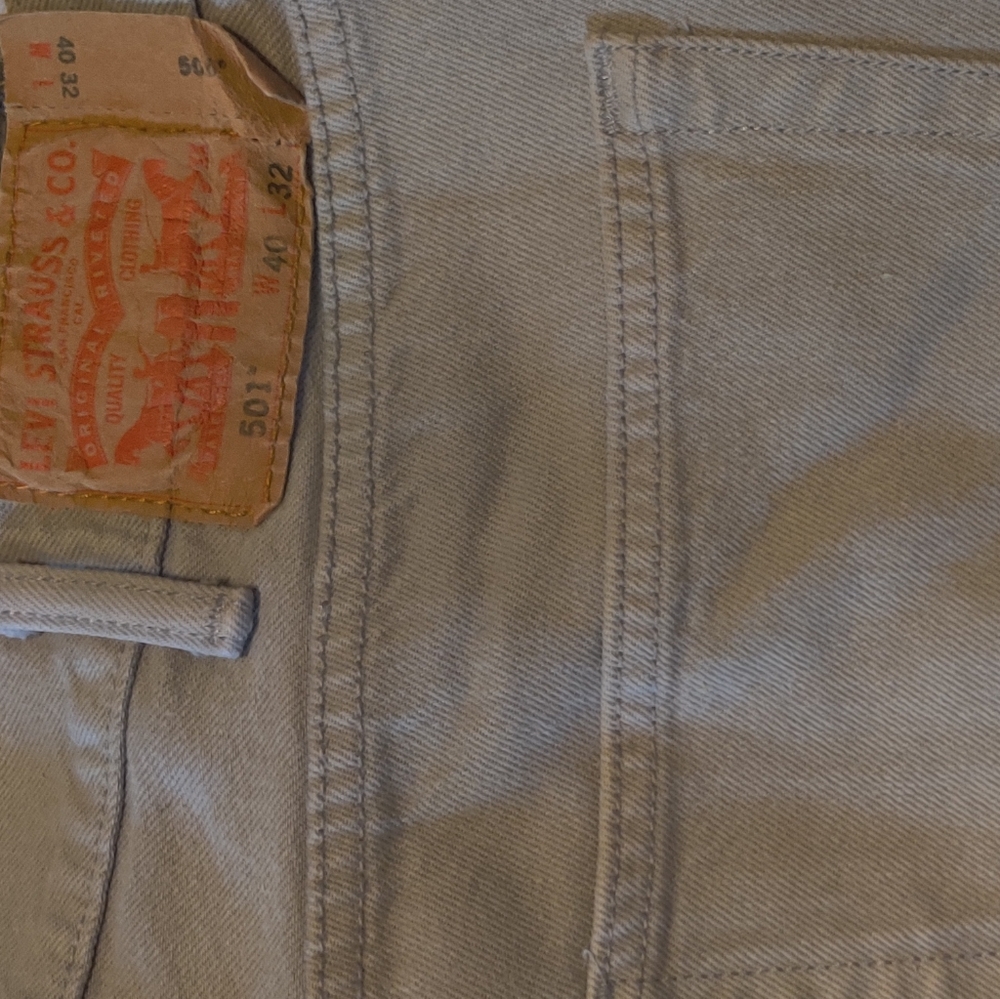 Levi's